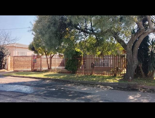 3 BEDROOM HOUSE FOR SALE IN RANDGATE